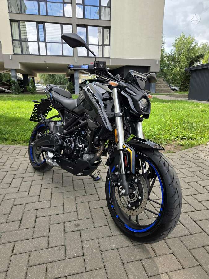 VOGE 125R 125cc, street / classic