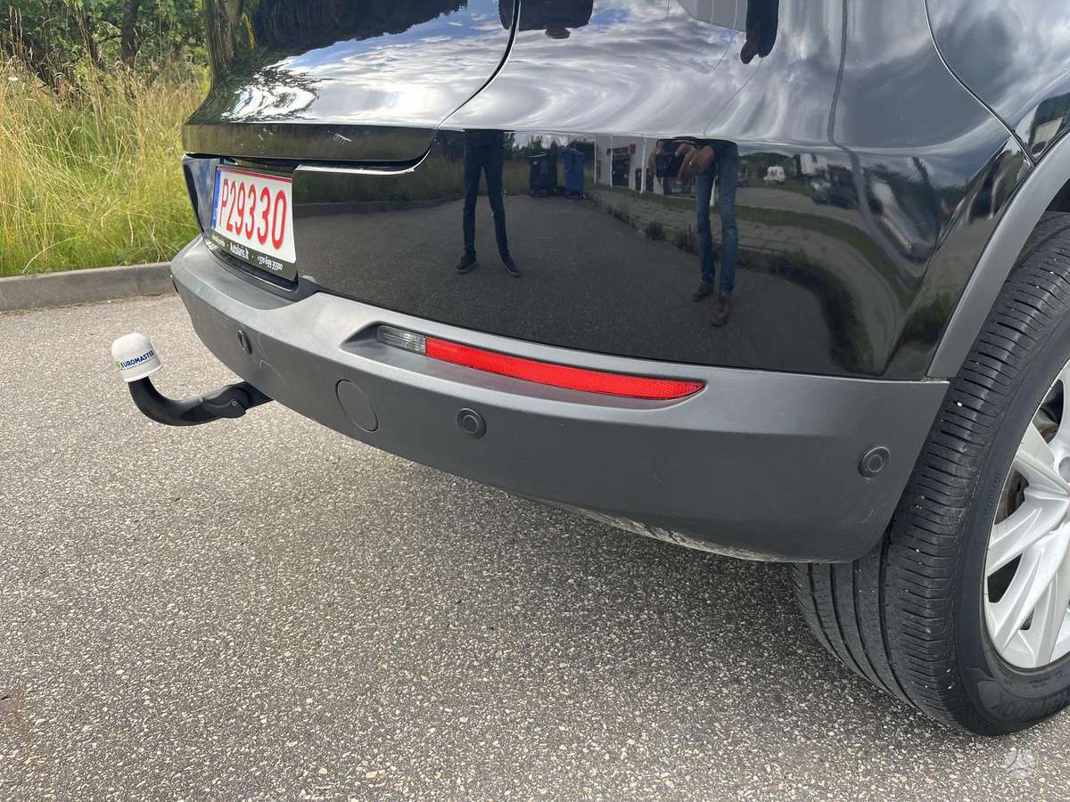 Volkswagen Tiguan - 12