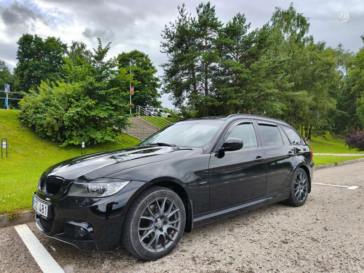 BMW 320, 2.0 l., universalas
