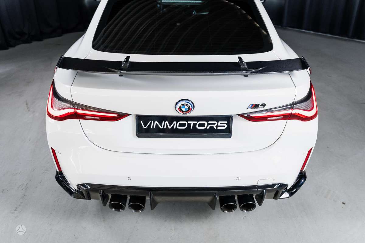 BMW M4, 3.0 l., coupe