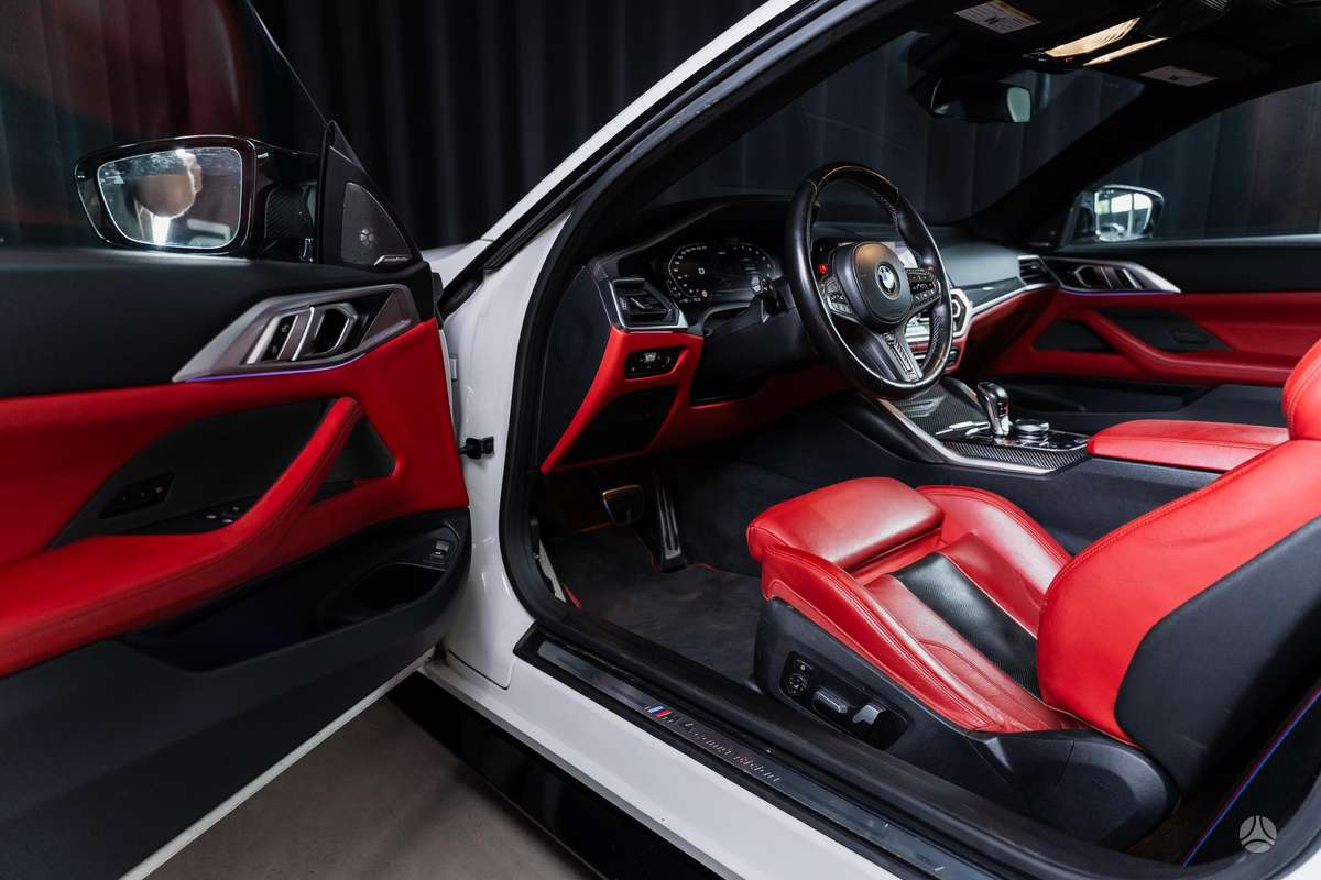 BMW M4, 3.0 l., coupe