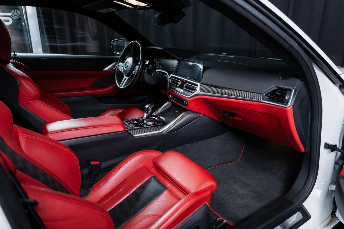 BMW M4, 3.0 l., coupe