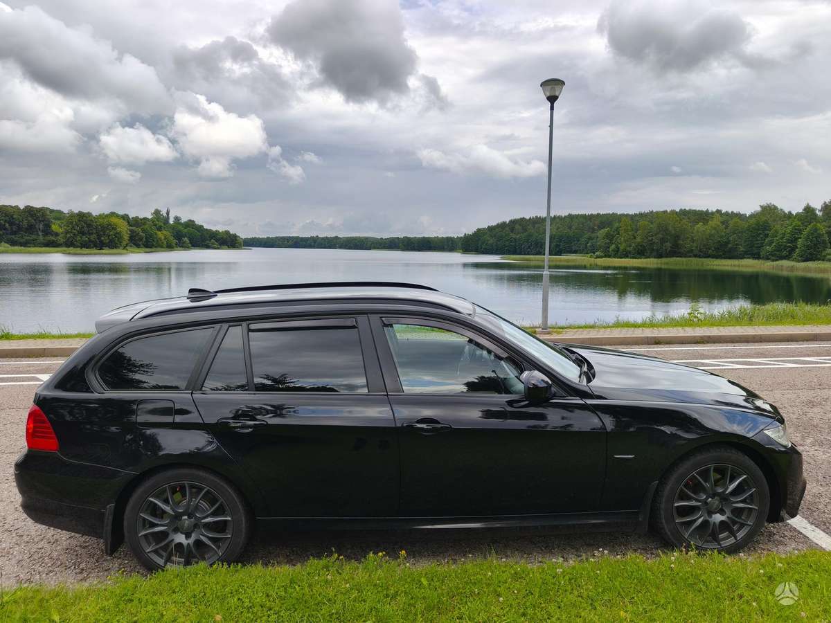 BMW 320, 2.0 l., universalas