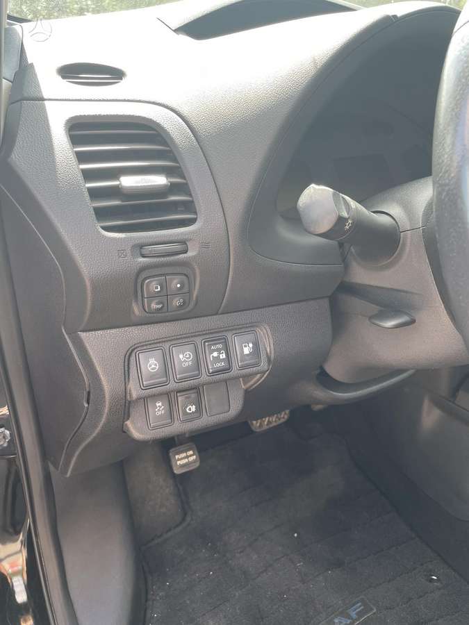 Nissan Leaf, 30 kWh, hečbekas