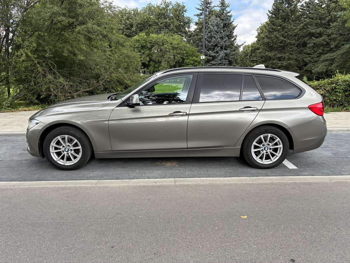 BMW 318, 2.0 l., wagon