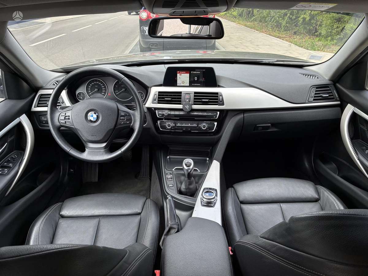 BMW 318, 2.0 l., wagon