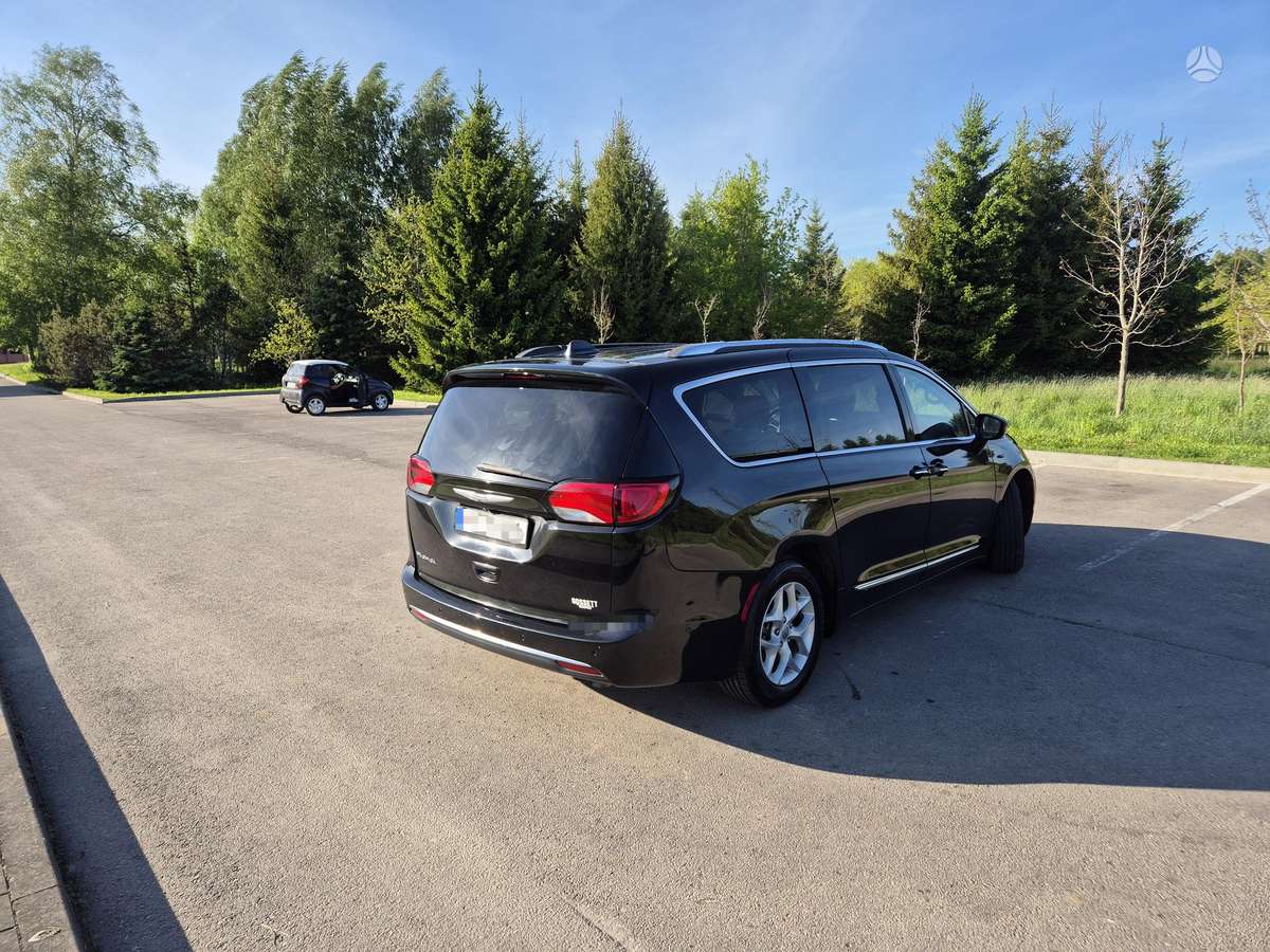 Chrysler Pacifica, 3.6 l., Минивэн