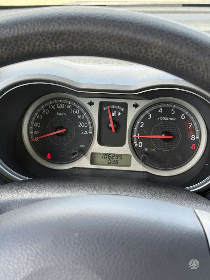 Nissan Note, 1.6 l., Хэтчбек