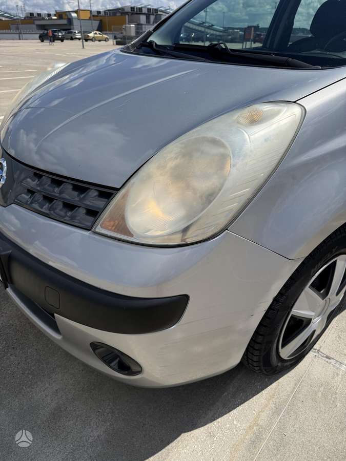 Nissan Note, 1.6 l., Хэтчбек