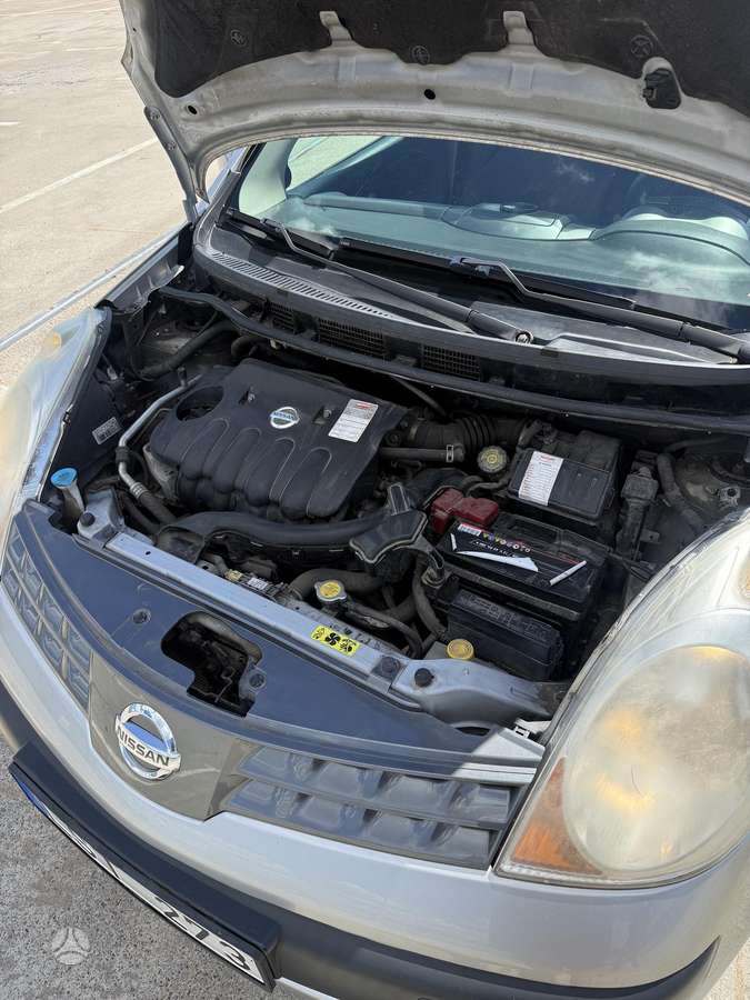Nissan Note, 1.6 l., Хэтчбек