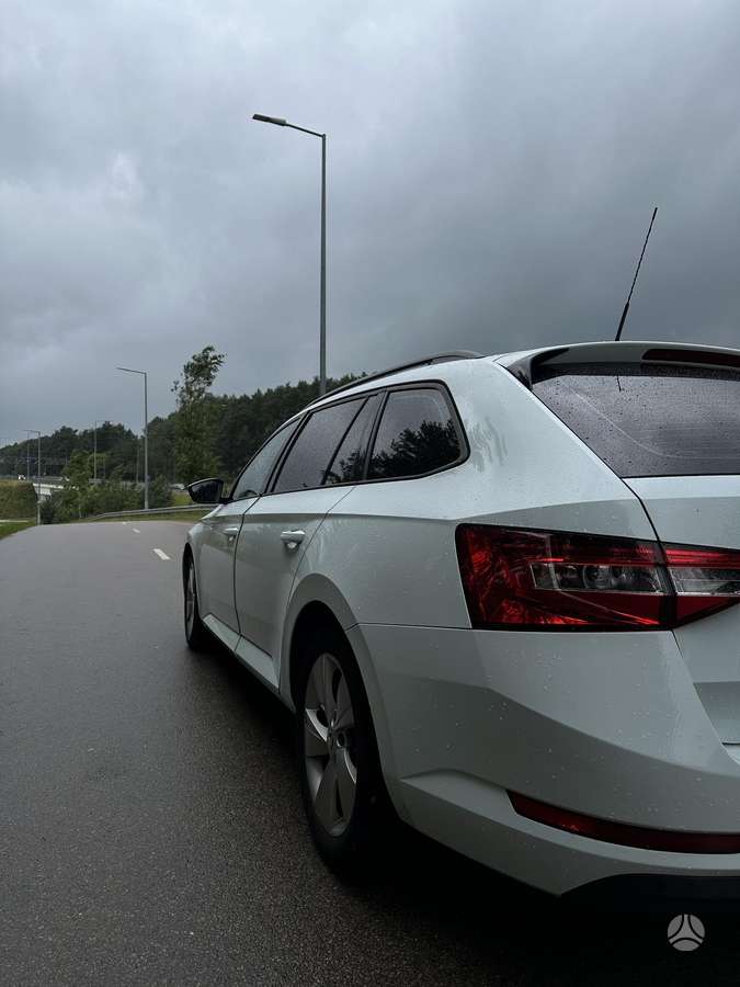 Skoda Superb, 2.0 l., wagon
