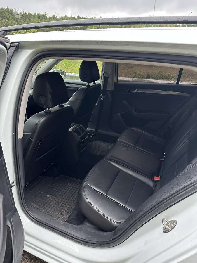 Skoda Superb, 2.0 l., wagon