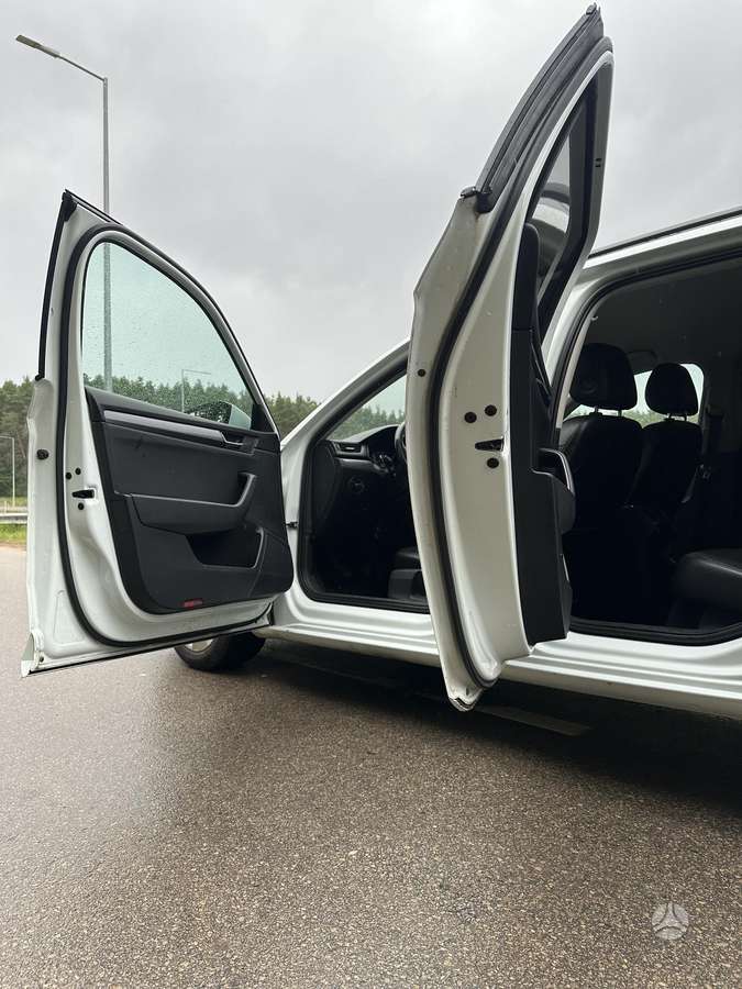 Skoda Superb, 2.0 l., wagon