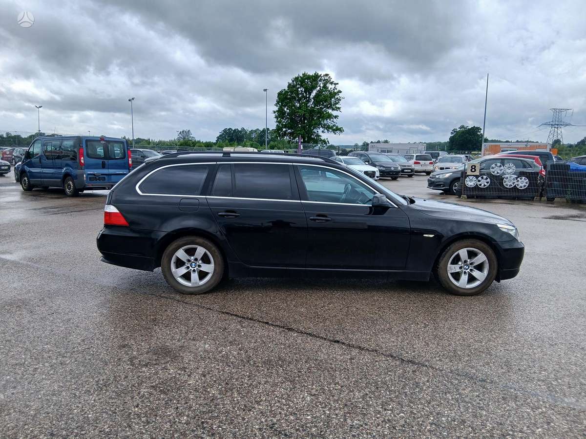 BMW 520, 2.0 l., universalas