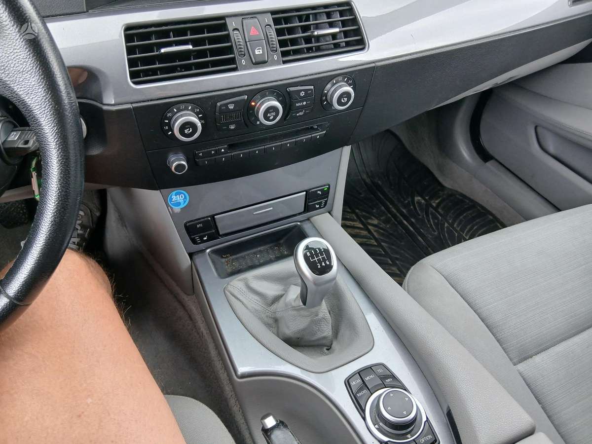 BMW 520, 2.0 l., universalas