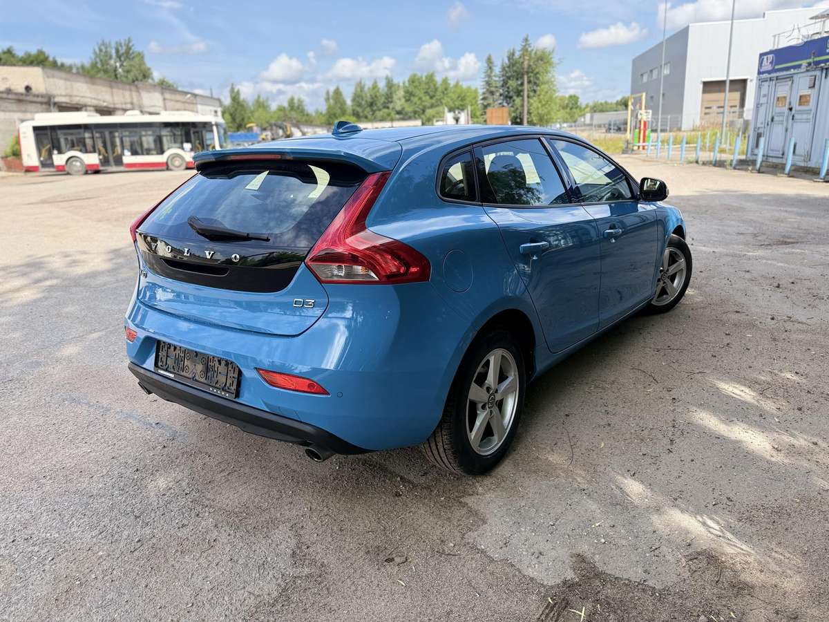 Volvo V40, 2.0 l., Хэтчбек