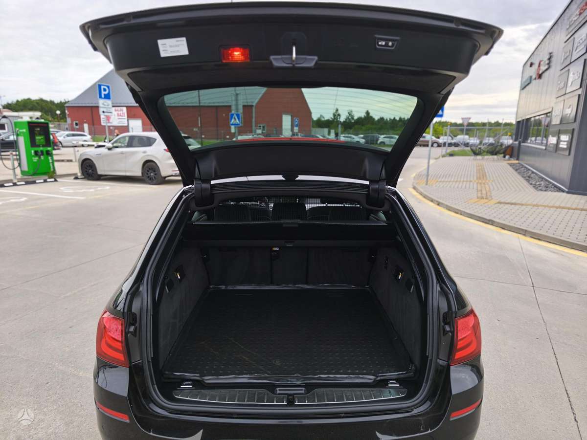 BMW 525, 2.0 l., Универсал