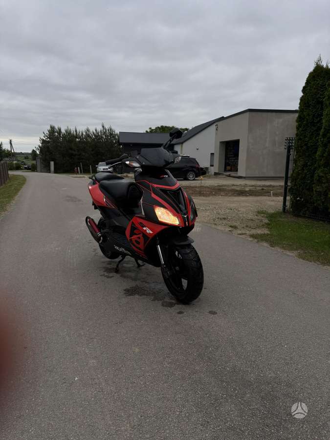 Aprilia SR 50cc, мотороллеры / мопеды