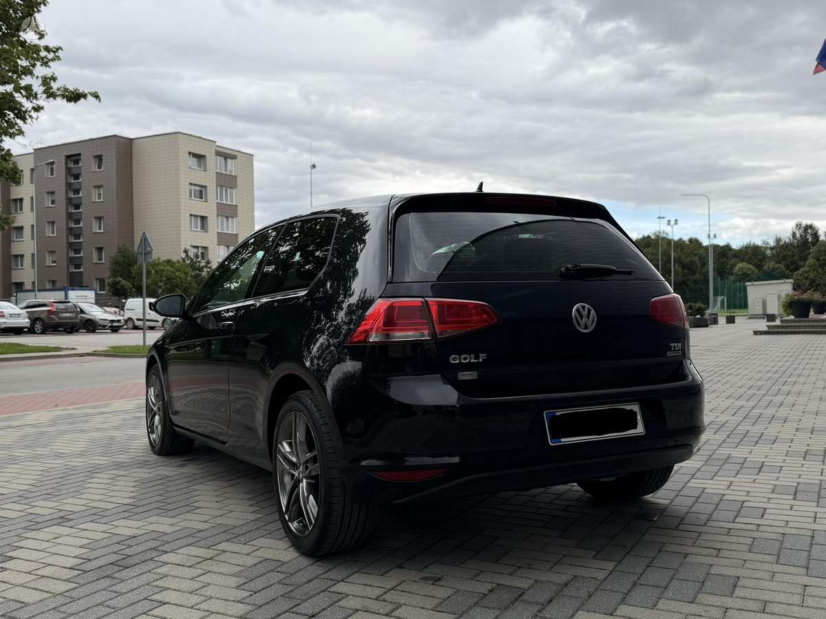 Volkswagen Golf - 7