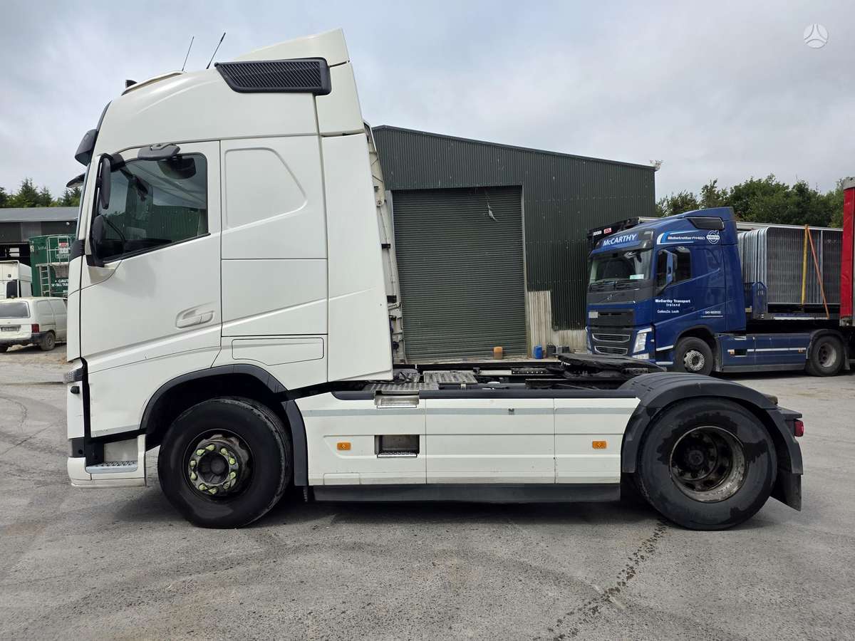 Volvo FH13-500, double sleeper