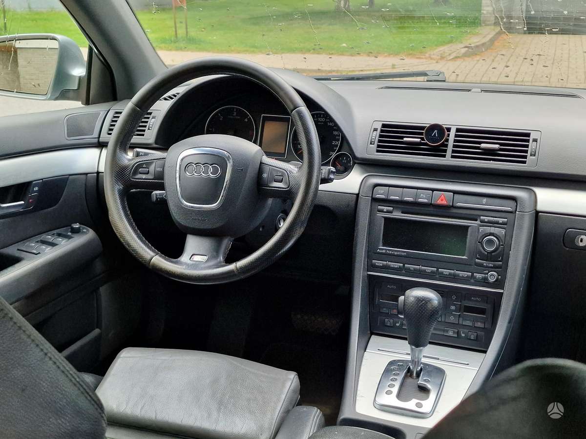 Audi A4, 2.0 l., universalas