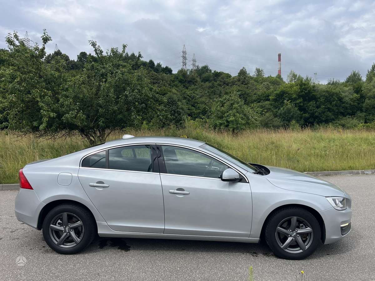 Volvo S60 - 4