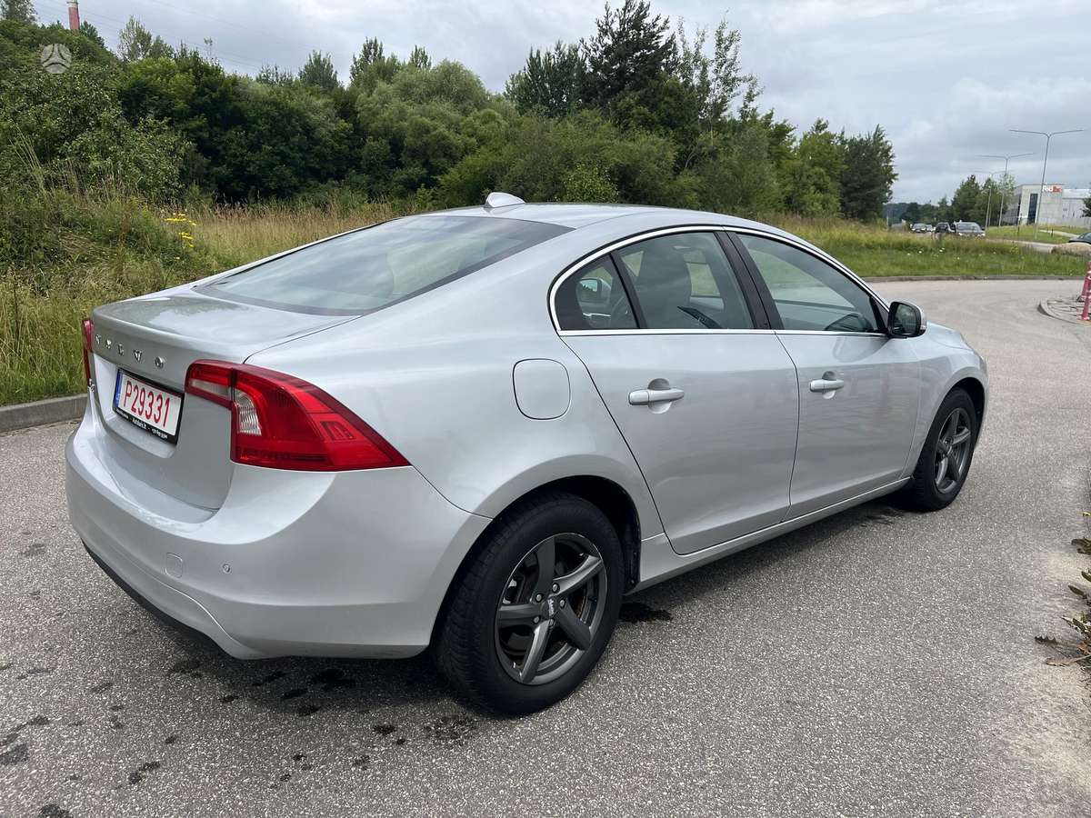 Volvo S60 - 5
