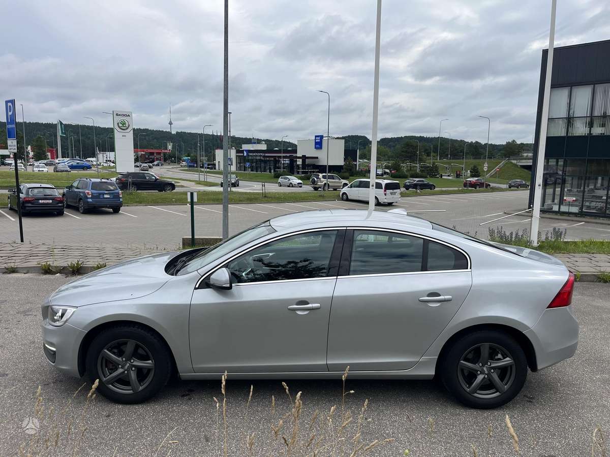 Volvo S60 - 8