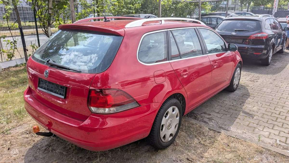 Volkswagen Golf, 1.2 l., Универсал