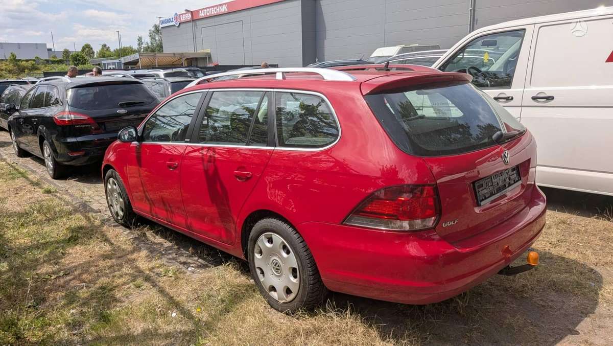 Volkswagen Golf, 1.2 l., Универсал