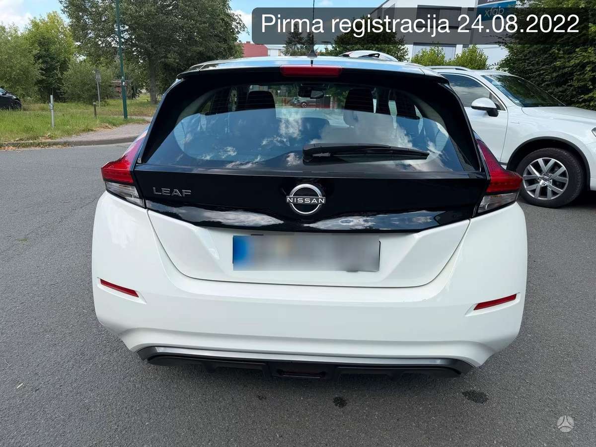Nissan Leaf, 40 kWh, hatchback