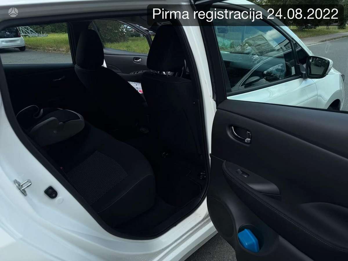 Nissan Leaf, 40 кВт·ч, Хэтчбек