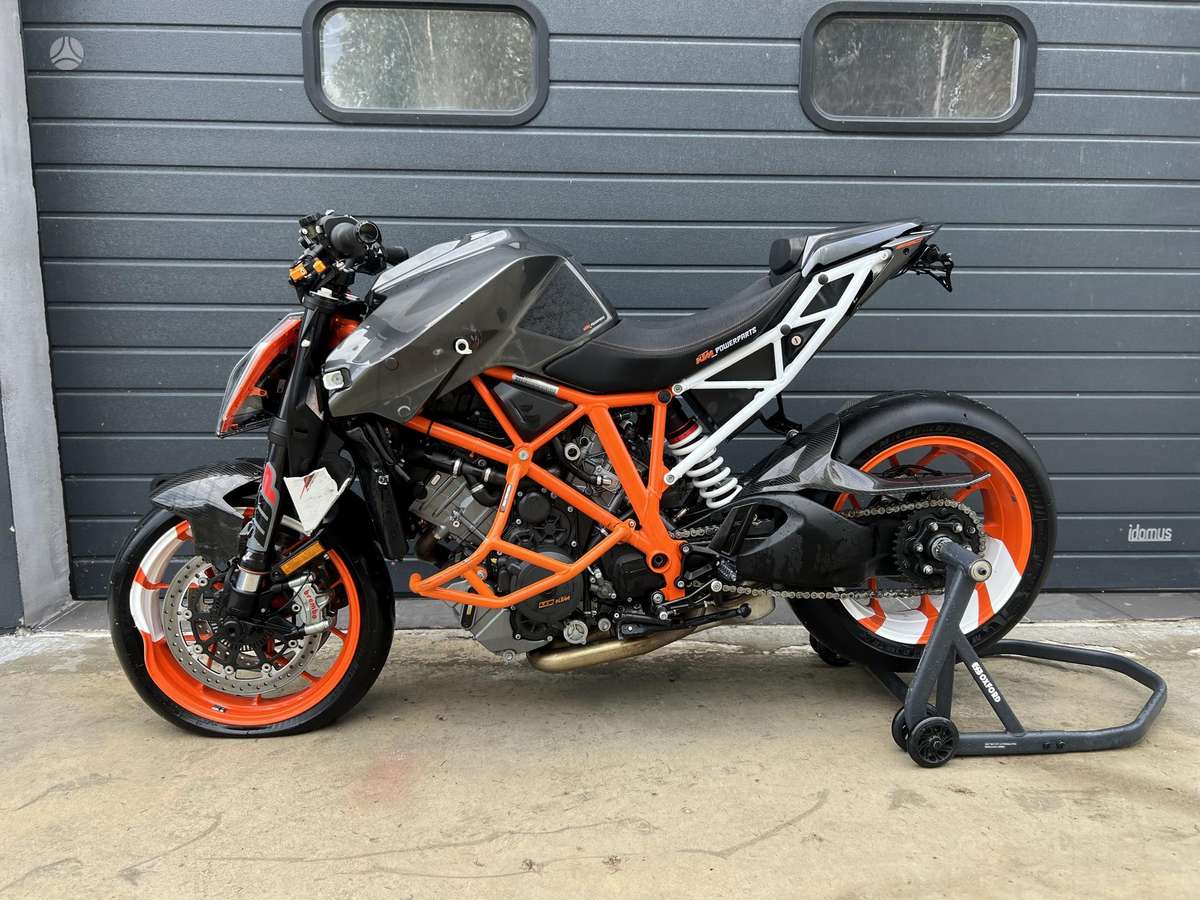 KTM Super Duke 1300cc, street / classic