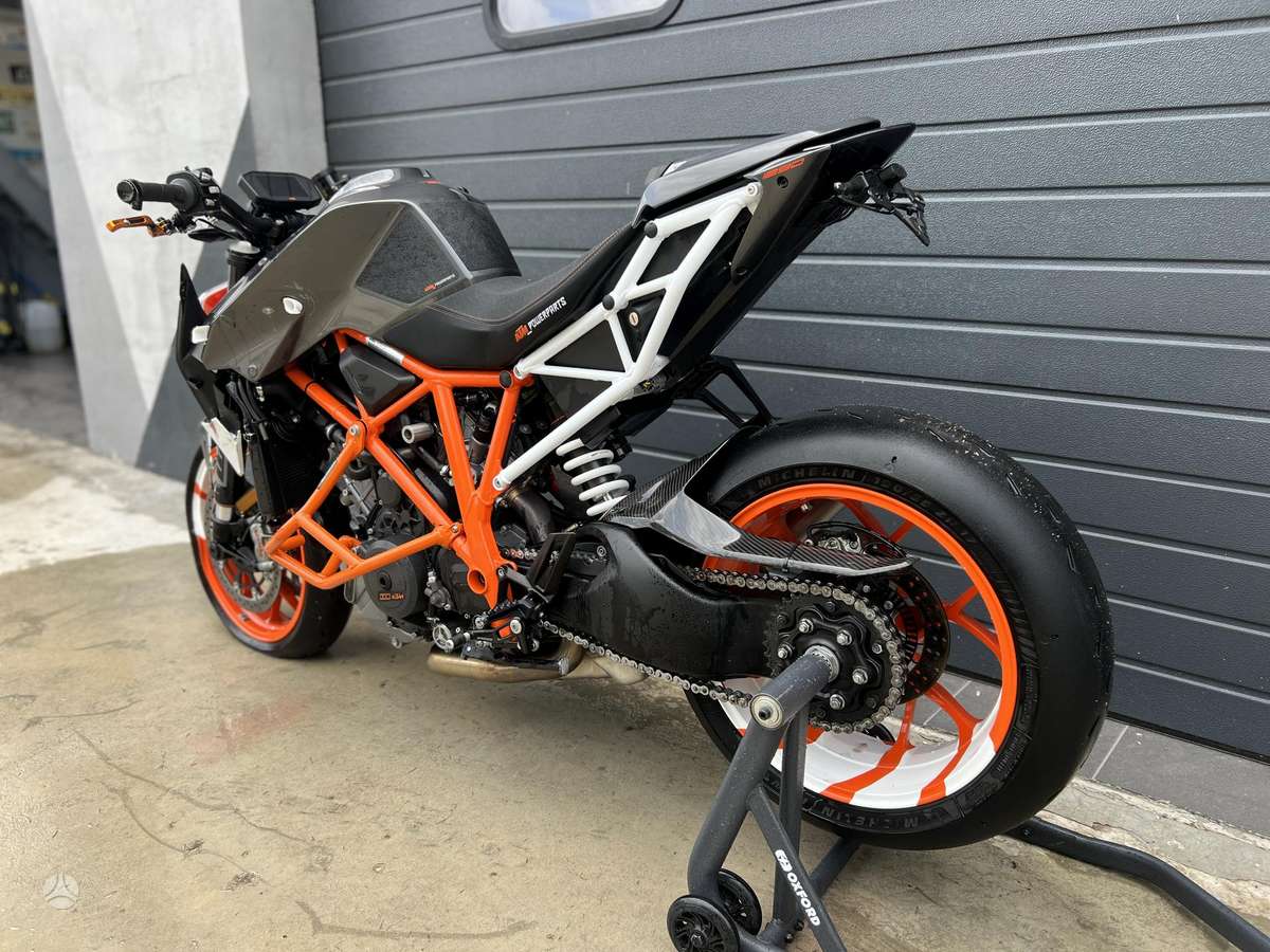 KTM Super Duke 1300cc, street / classic