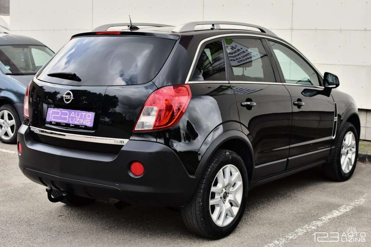 Opel Antara, 2.2 l., off-road / crossover