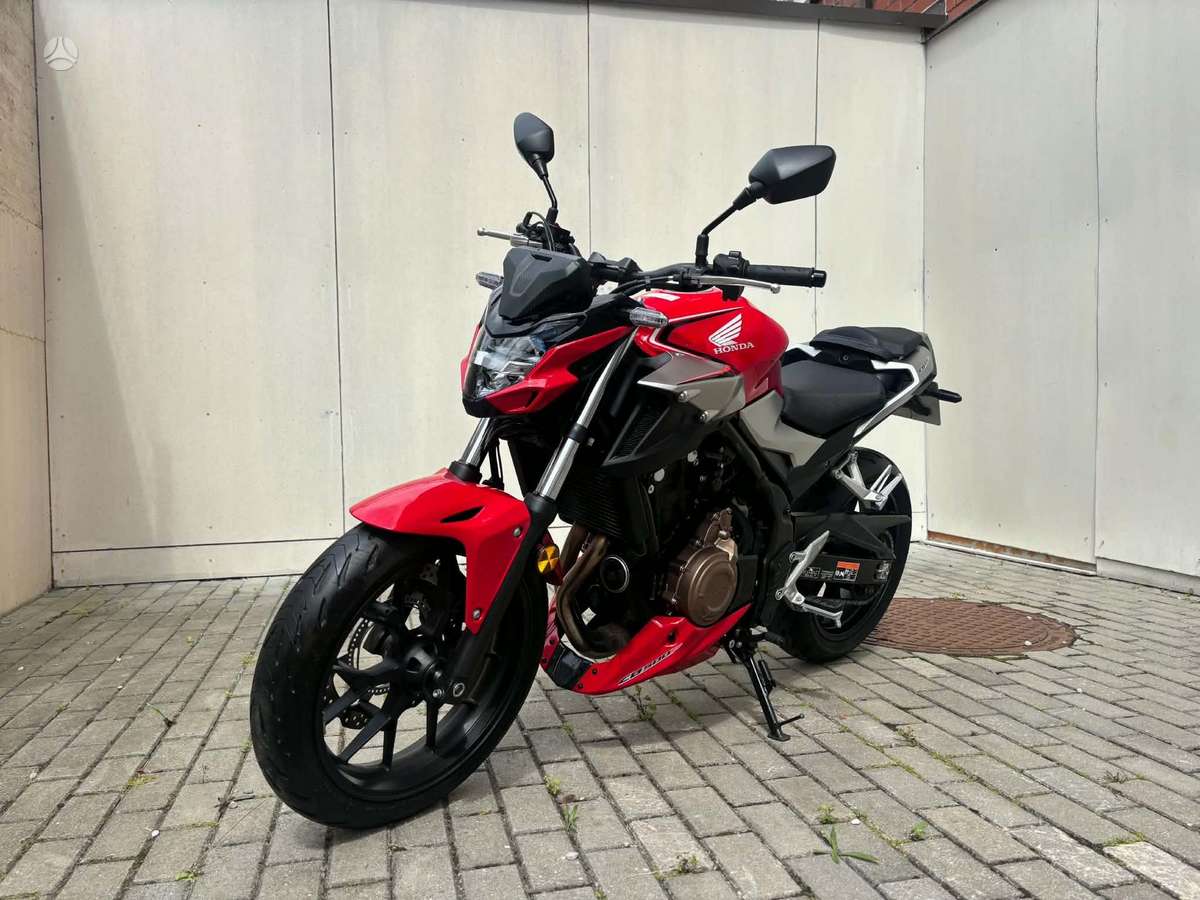 Honda CB 500cc, street / classic
