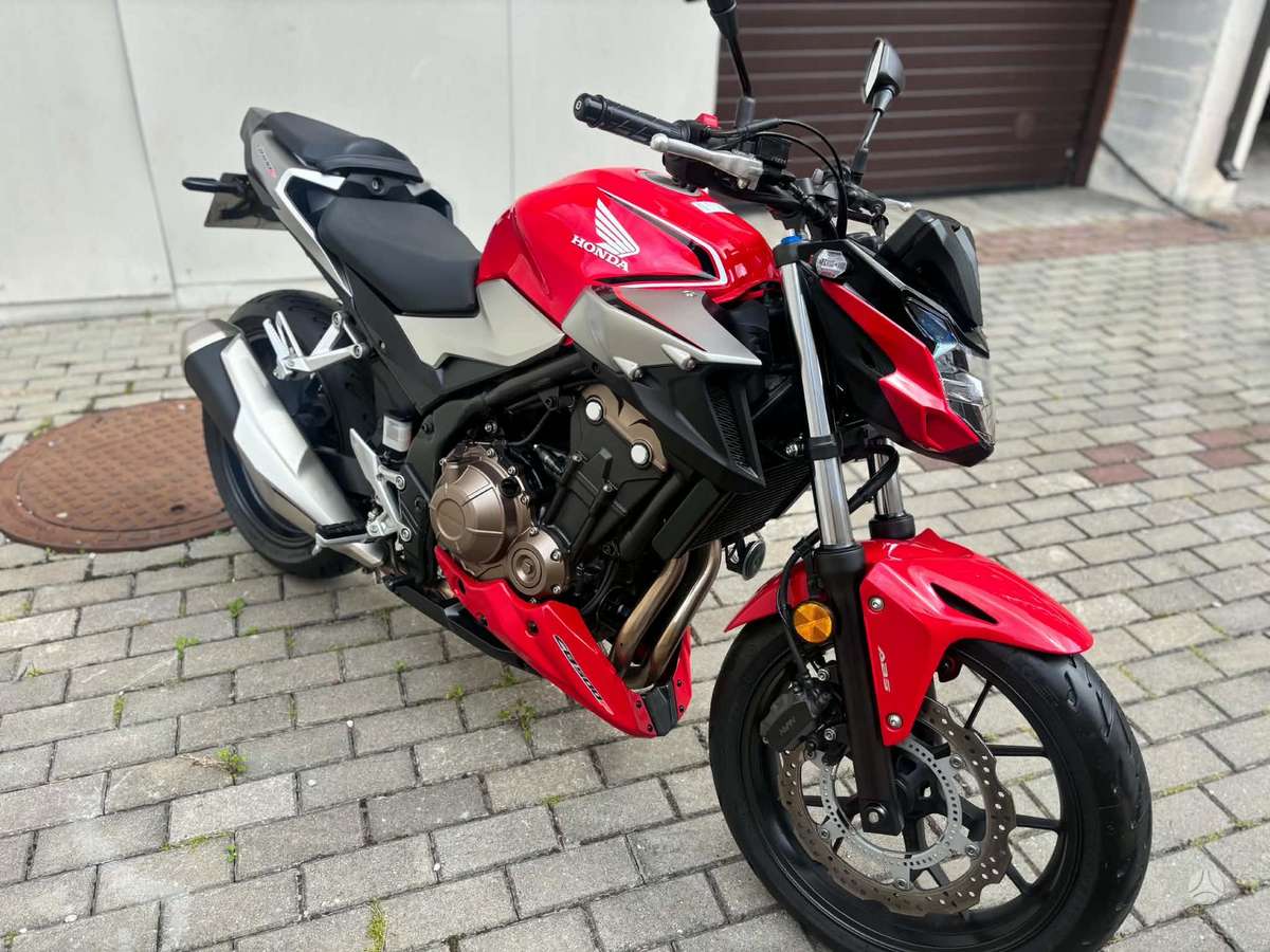 Honda CB 500cc, street / classic