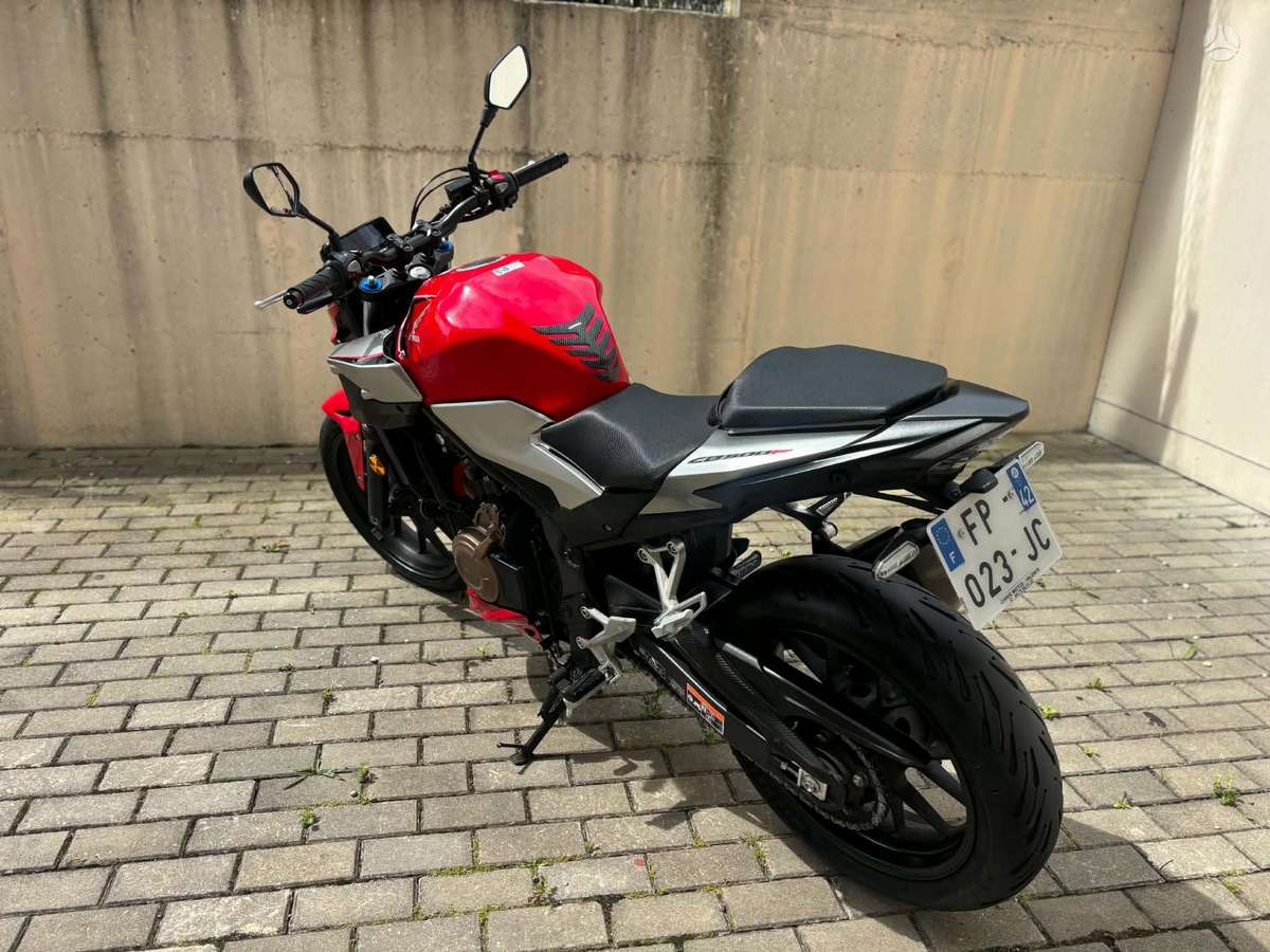 Honda CB 500cc, street / classic
