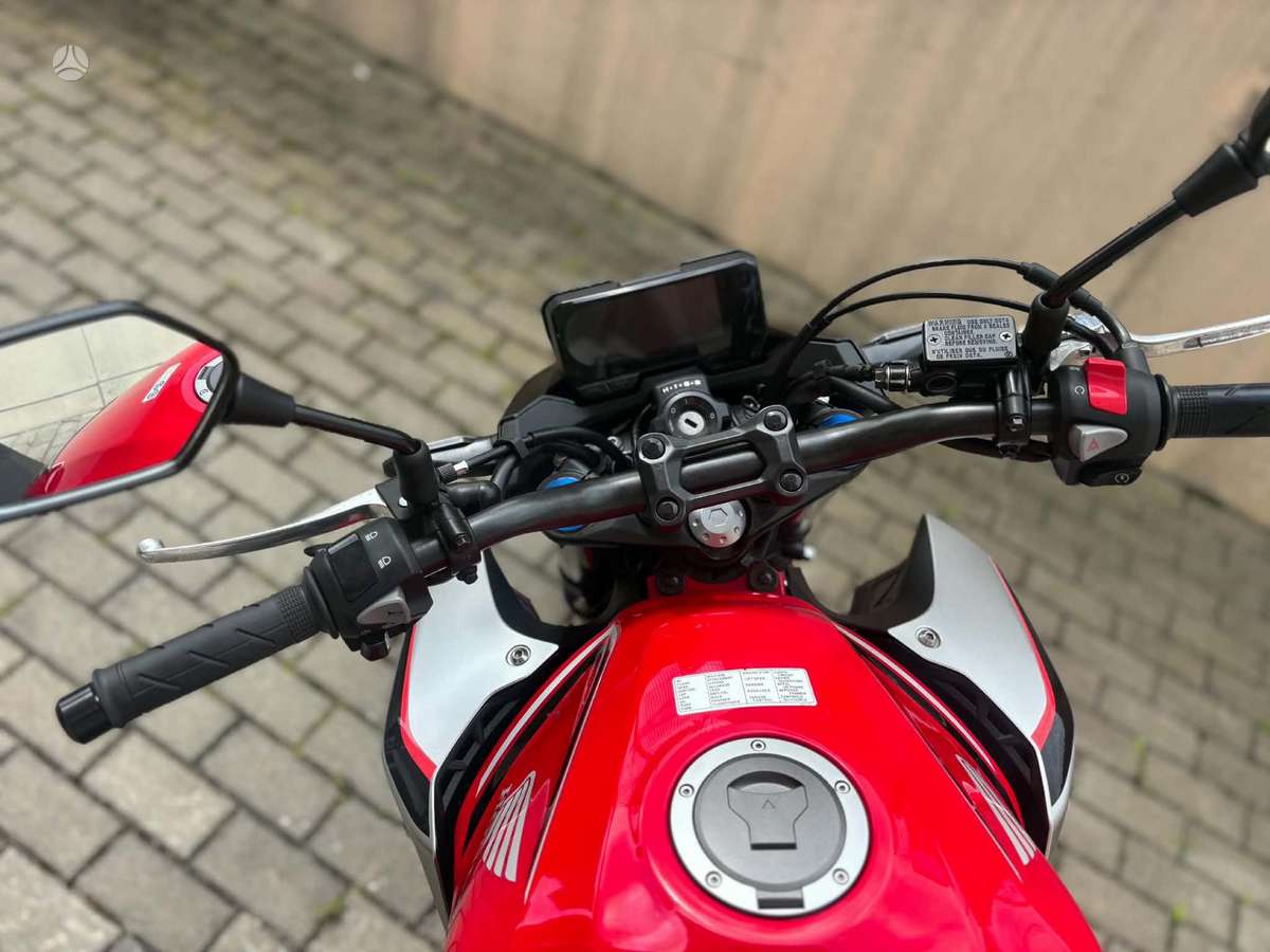 Honda CB 500cc, street / classic