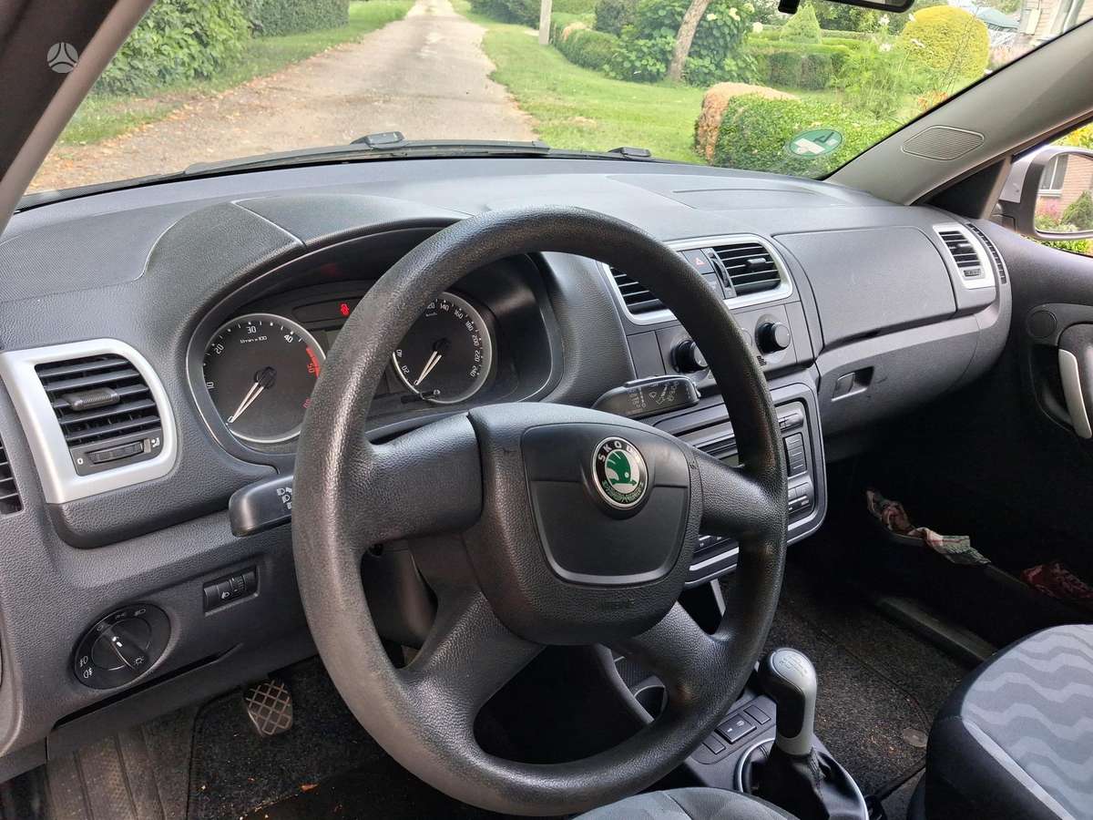 Škoda Fabia - 11