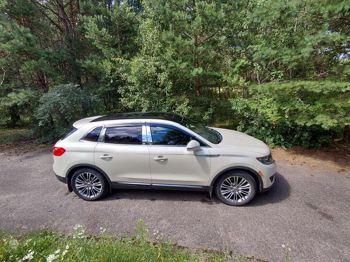 Lincoln MKX, 2.7 l., off-road / crossover