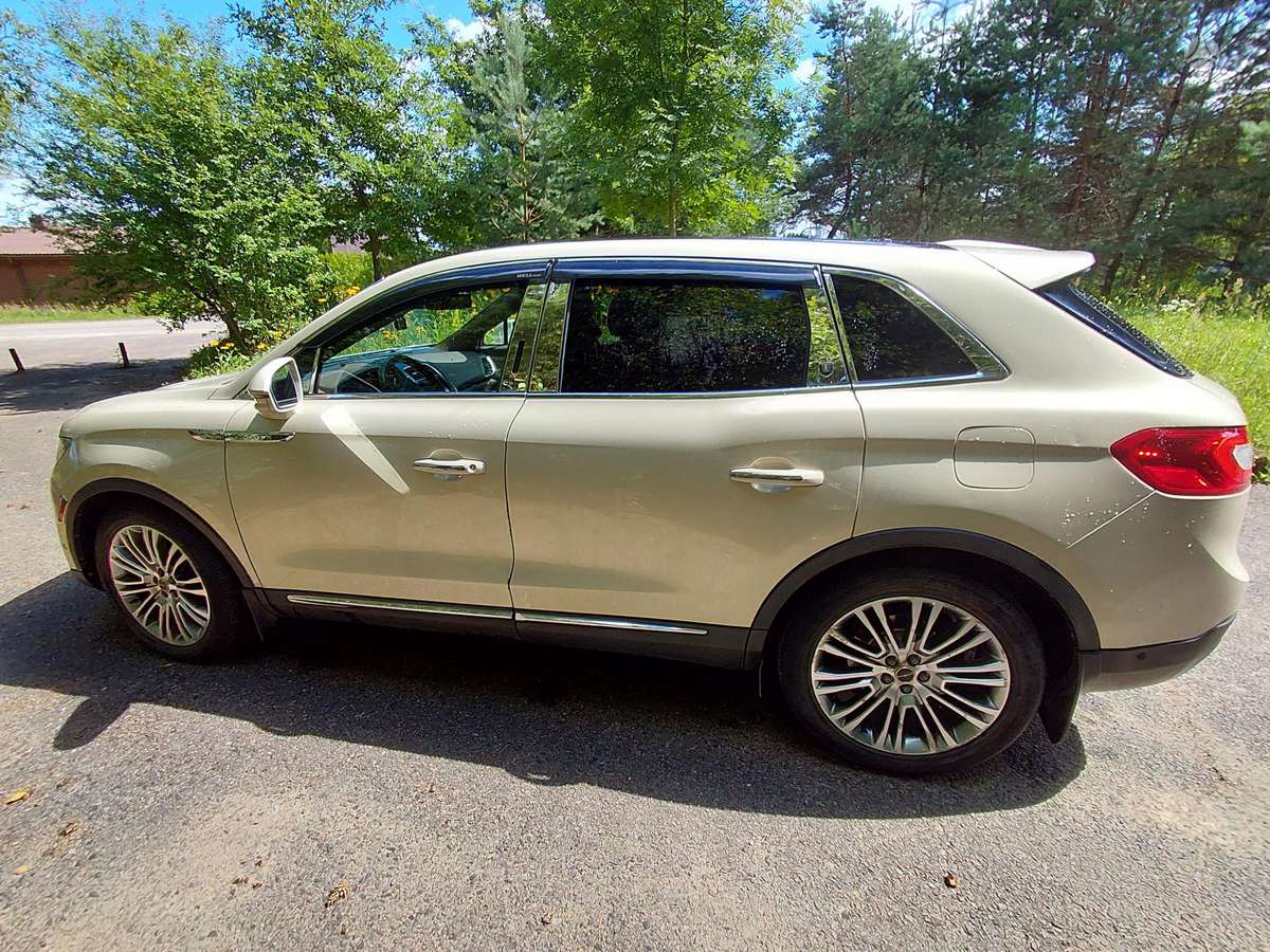 Lincoln MKX, 2.7 l., off-road / crossover