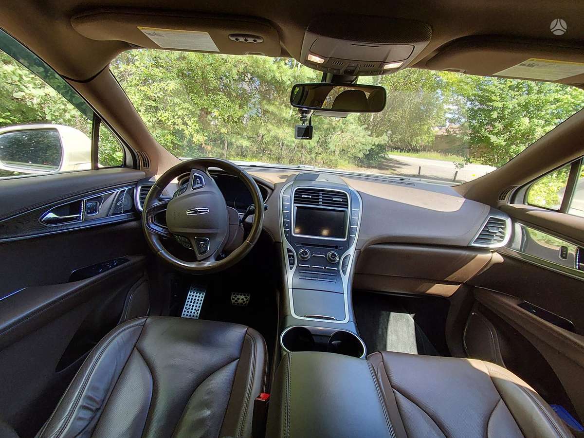 Lincoln MKX, 2.7 l., off-road / crossover