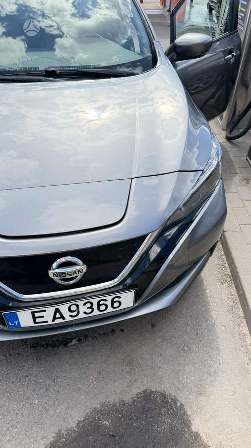 Nissan Leaf, 40 kWh, hatchback