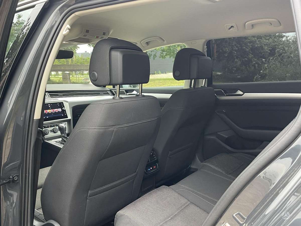 Volkswagen Passat, 2.0 l., Универсал