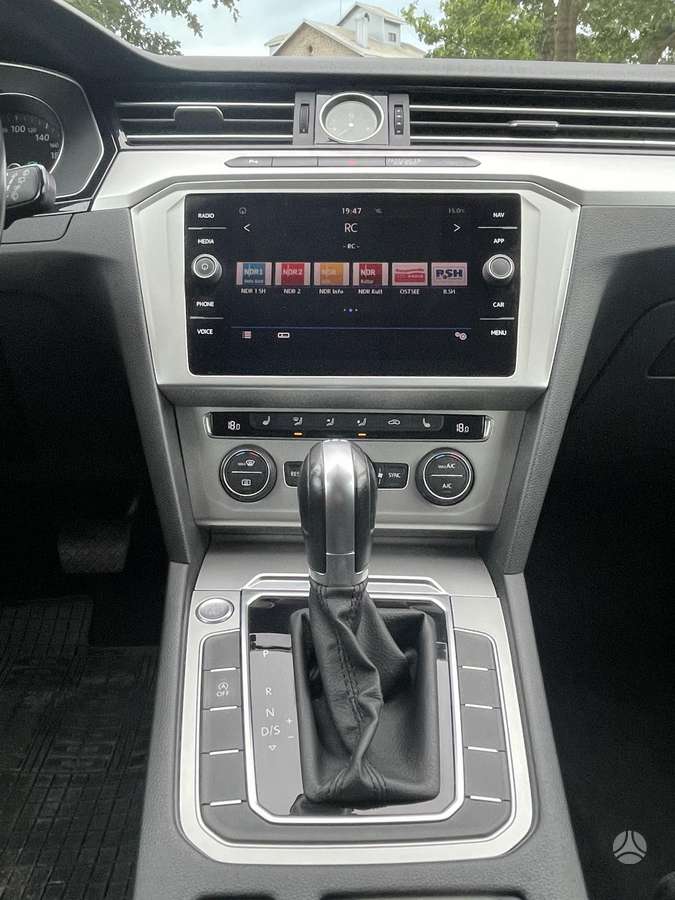 Volkswagen Passat, 2.0 l., Универсал