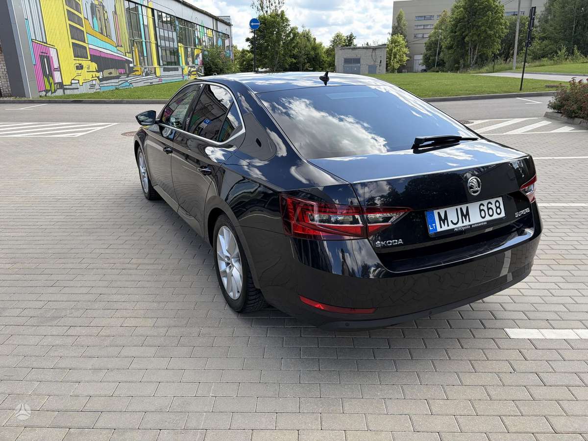 Škoda Superb - 5
