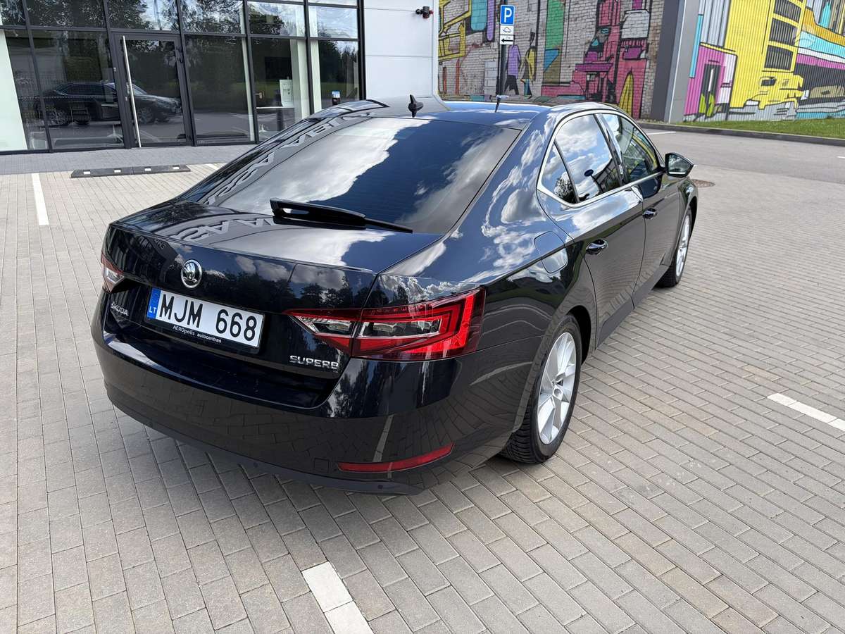 Škoda Superb - 7