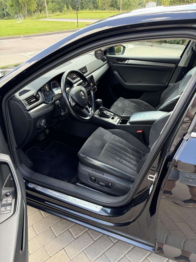 Škoda Superb - 10
