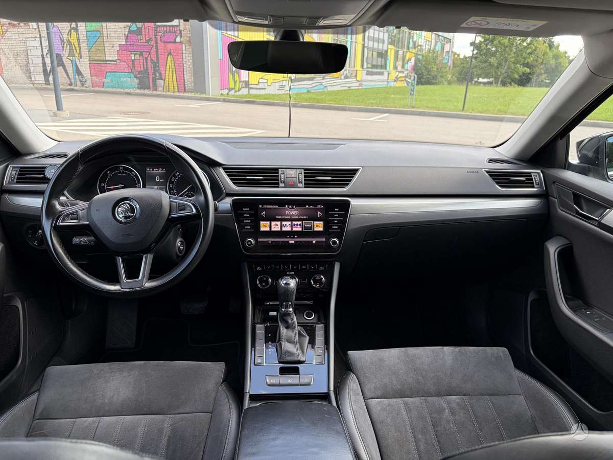 Škoda Superb - 11